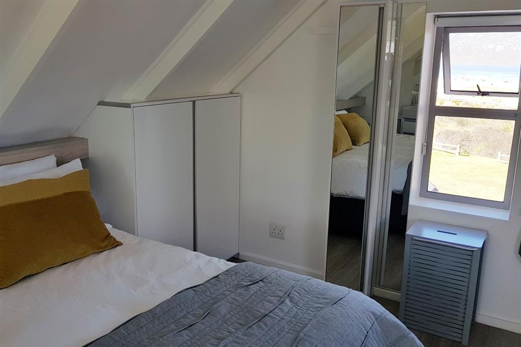 20181231_013123_BF_Master_Bedroom_2