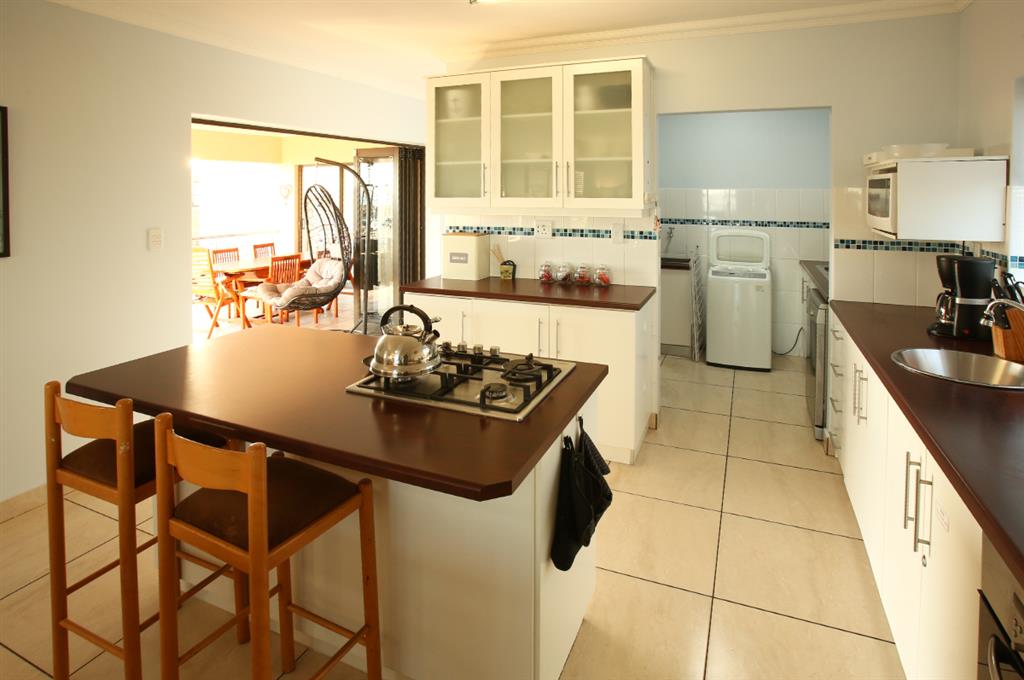 20250424_023432_N6SS_Kitchen_2