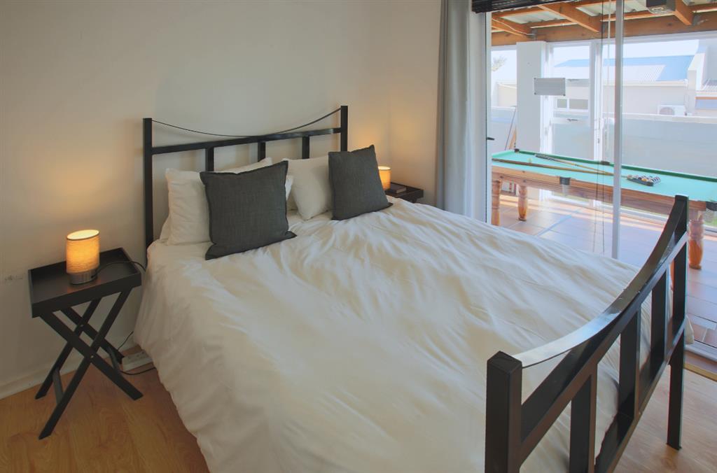 20250814_122414_31_O6LL_Bedroom_3_1