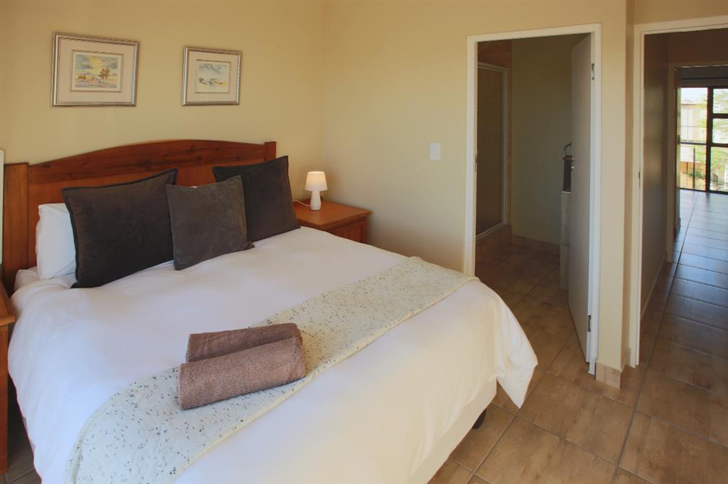 20250925_012959_6_E4SA_Bedroom_1_en-suite_2 20250925_012959_6_E4SA_Bedroom_1_en-suite_2