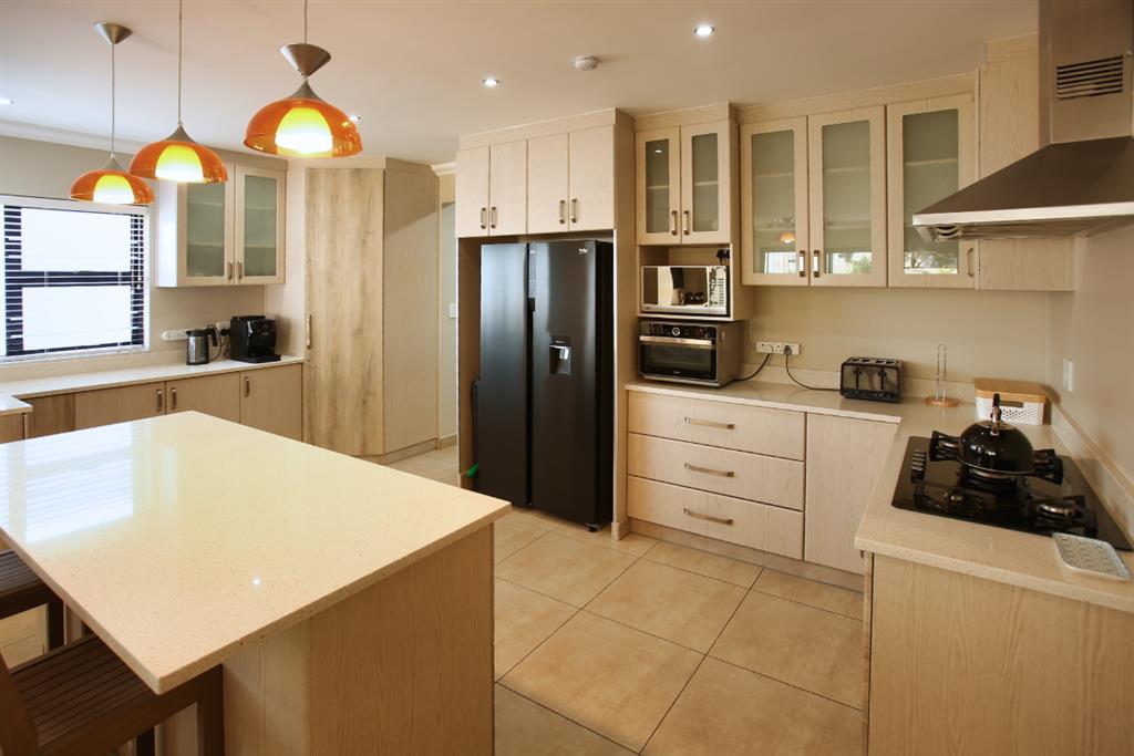20260205_013916_B64B_Kitchen_1